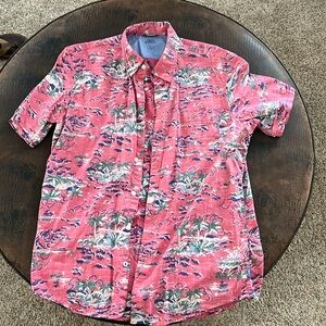 Hawaiian shirt. Pink IZOD size Large
